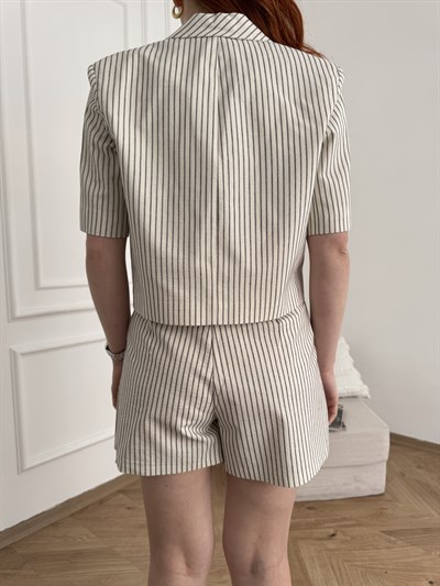 Vatkalı Tek Düğme Çizgili Crop Ceket Naturel