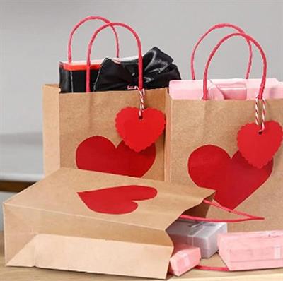 10 Adet 15x21cm Karton Çanta Kalp Desenli Kalp Etiketli