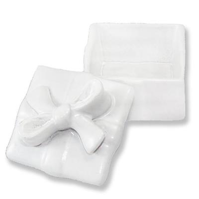 24 Adet Beyaz Fiyonklu Kare Kutu Biblo 4x4cm