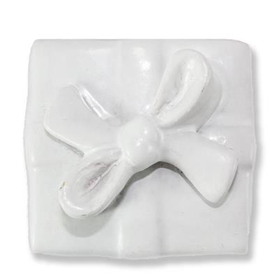 24 Adet Beyaz Fiyonklu Kare Kutu Biblo 4x4cm