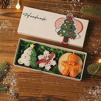 3 Adet Yılbaşı Mum Seti  Kar Tanesi Gingerbread Çam Ağacı