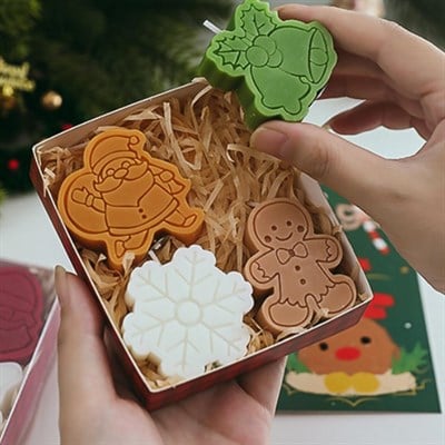 4 Adet 4,5cm Yılbaşı Mum Kar Tanesi Kurabiye Adam Noel Baba Çan