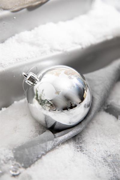 6 Adet 7cm Yılbaşı Topu Ağaç Süsü