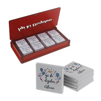 Ahşap Kutuda 24 Adet Çikolata İsme Özel İyi ki Doğdun Doğumgünü