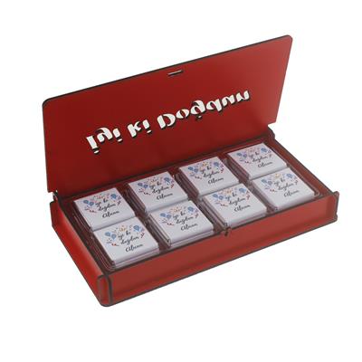 Ahşap Kutuda 24 Adet Çikolata İsme Özel İyi ki Doğdun Doğumgünü