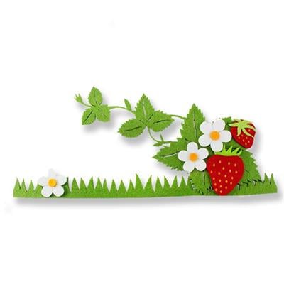 Çilekli Keçe Süs 35cm