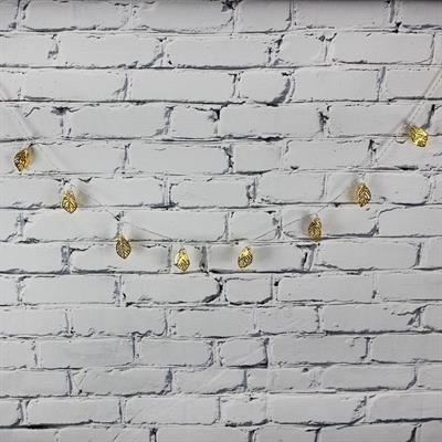 Led Işık Metal Yaprak  10lu Şerit Aydınlatma Pilli Ağaç Süsü