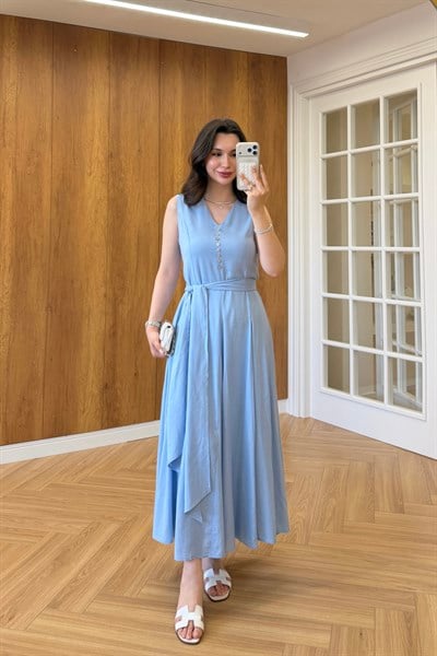  MABEL V YAKA KETEN ELBİSE - MAVİ