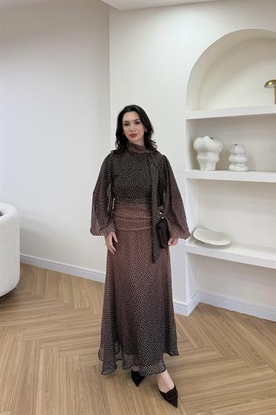 AMOURE DRAPE DETAYLI ELBİSE - KAHVERENGİ
