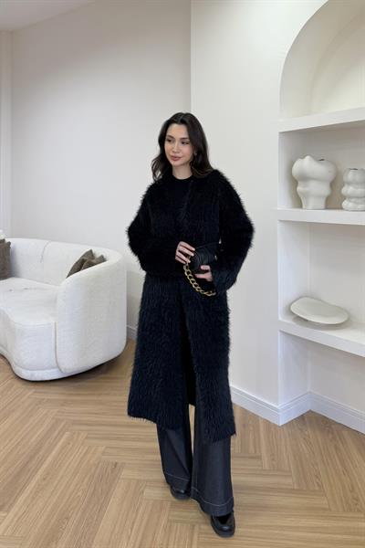 COSY TÜYLÜ HIRKA - SİYAH