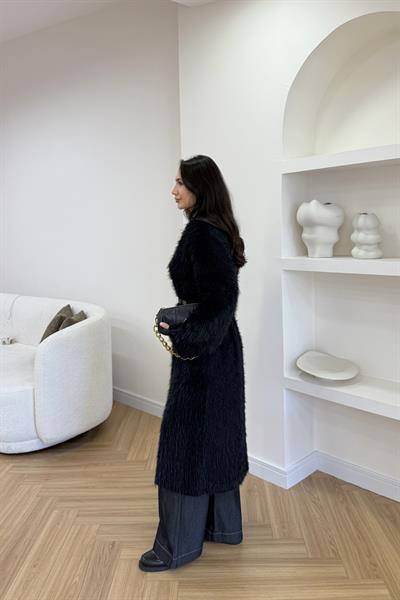 COSY TÜYLÜ HIRKA - SİYAH