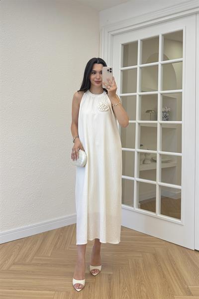 DORA GÜL BROŞLU ELBİSE - EKRU