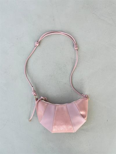 Croissant Deri Çapraz Çanta Pudra