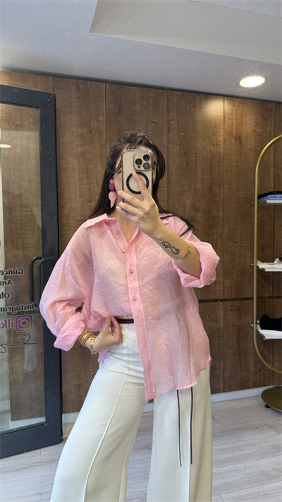 Oversize İpeksi Gömlek