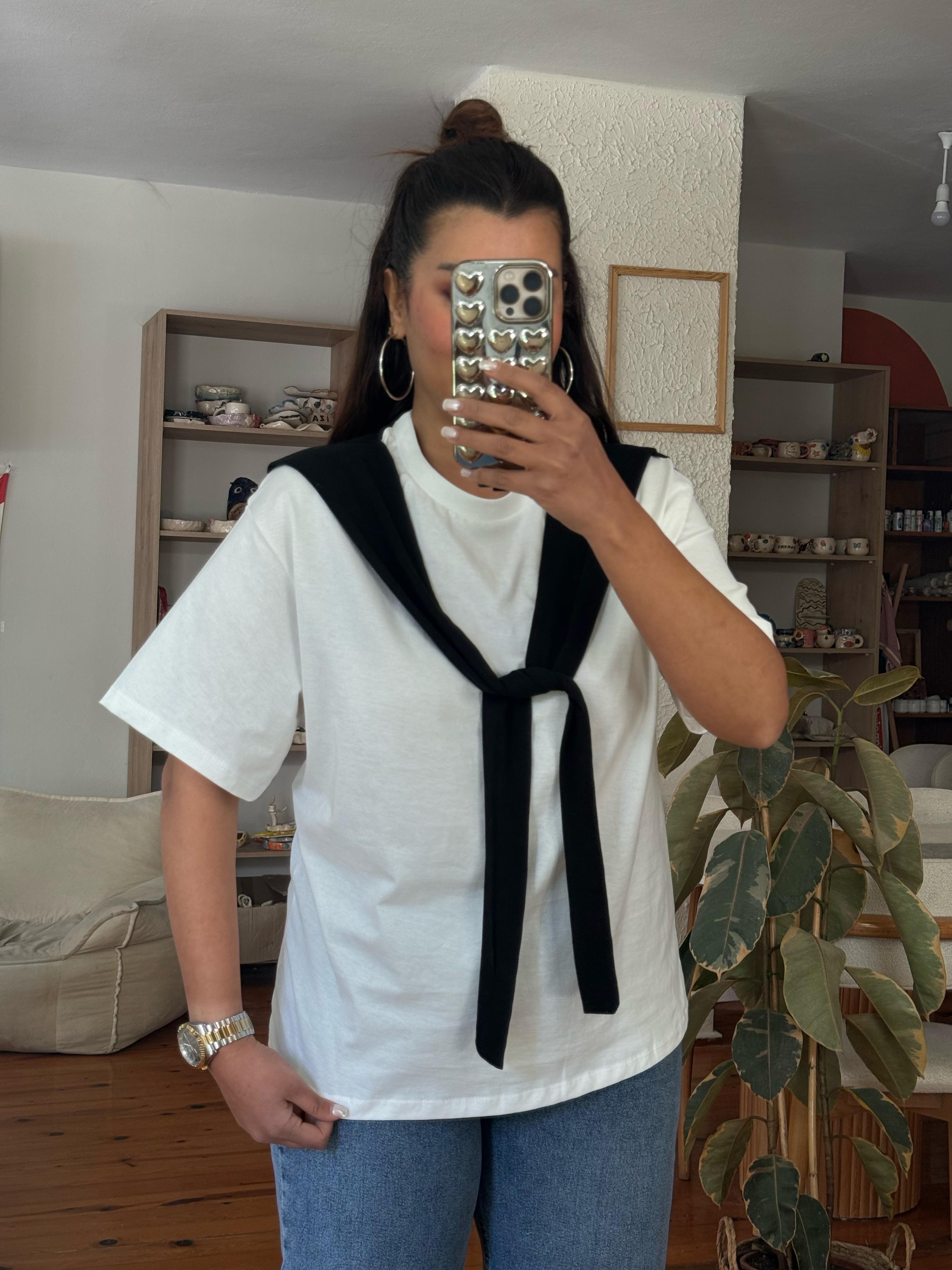 Atkı Detaylı T-shirt Siyah