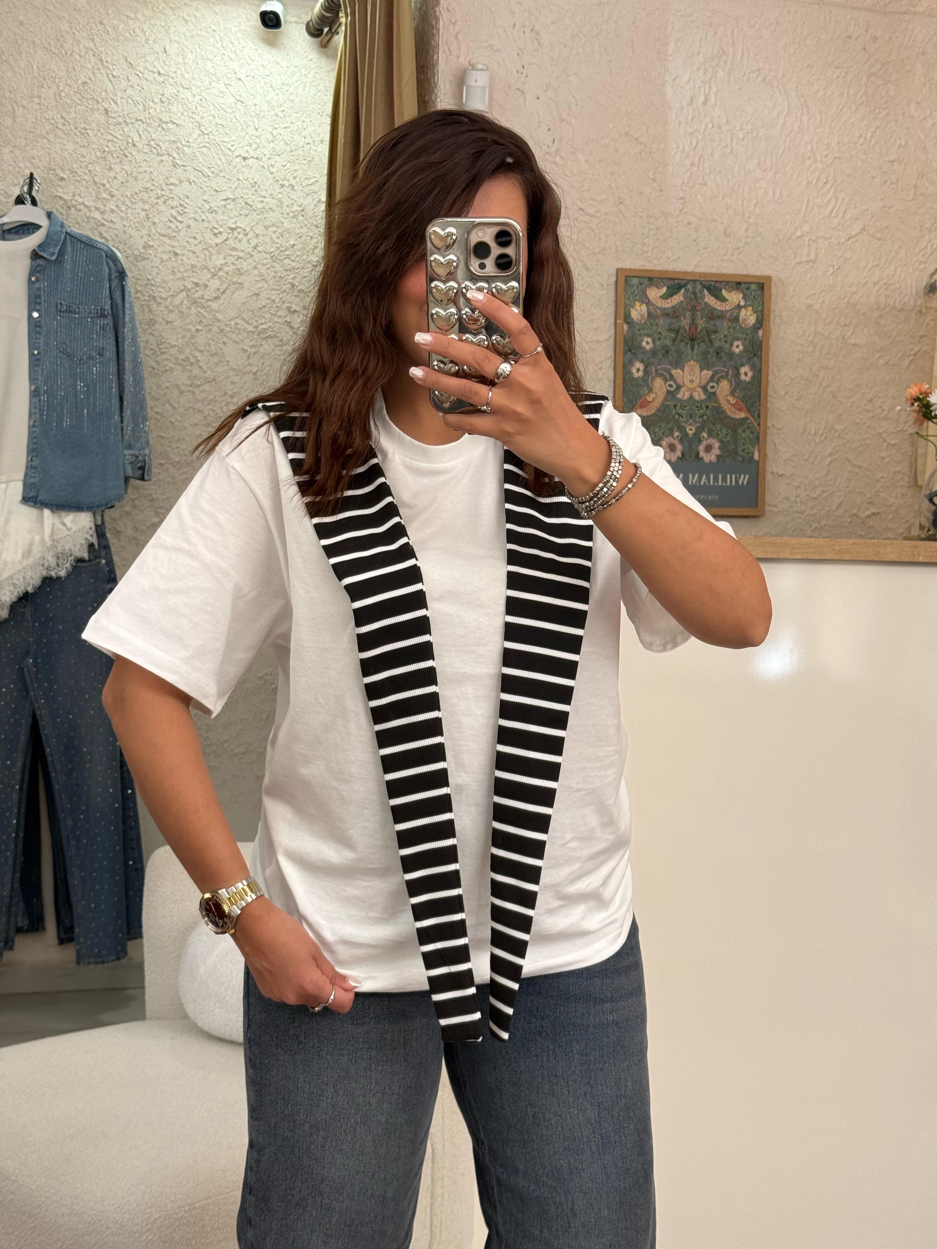 Çizgili Atkılı T-shirt Beyaz