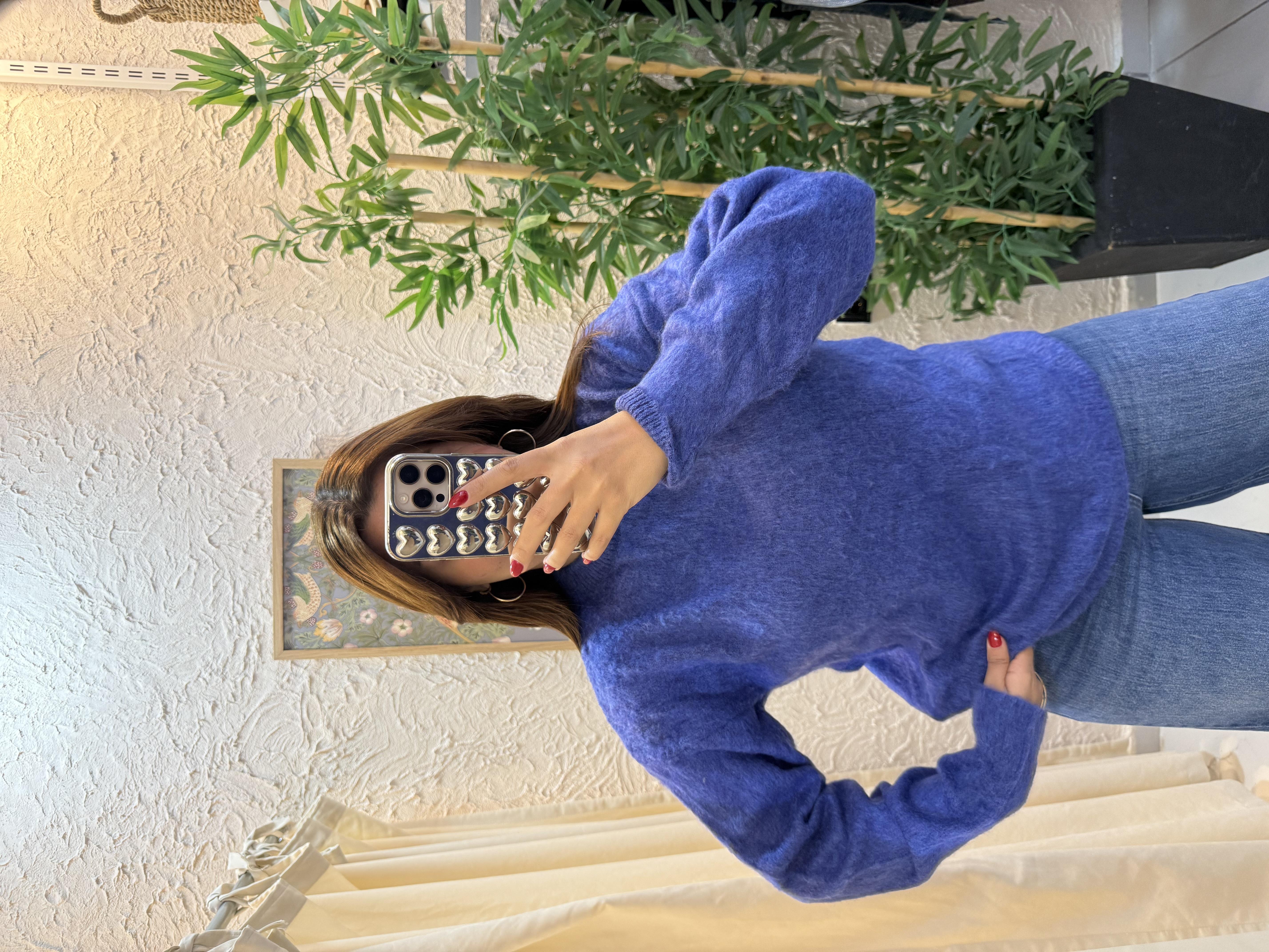 Yumoş Mavi Kazak 