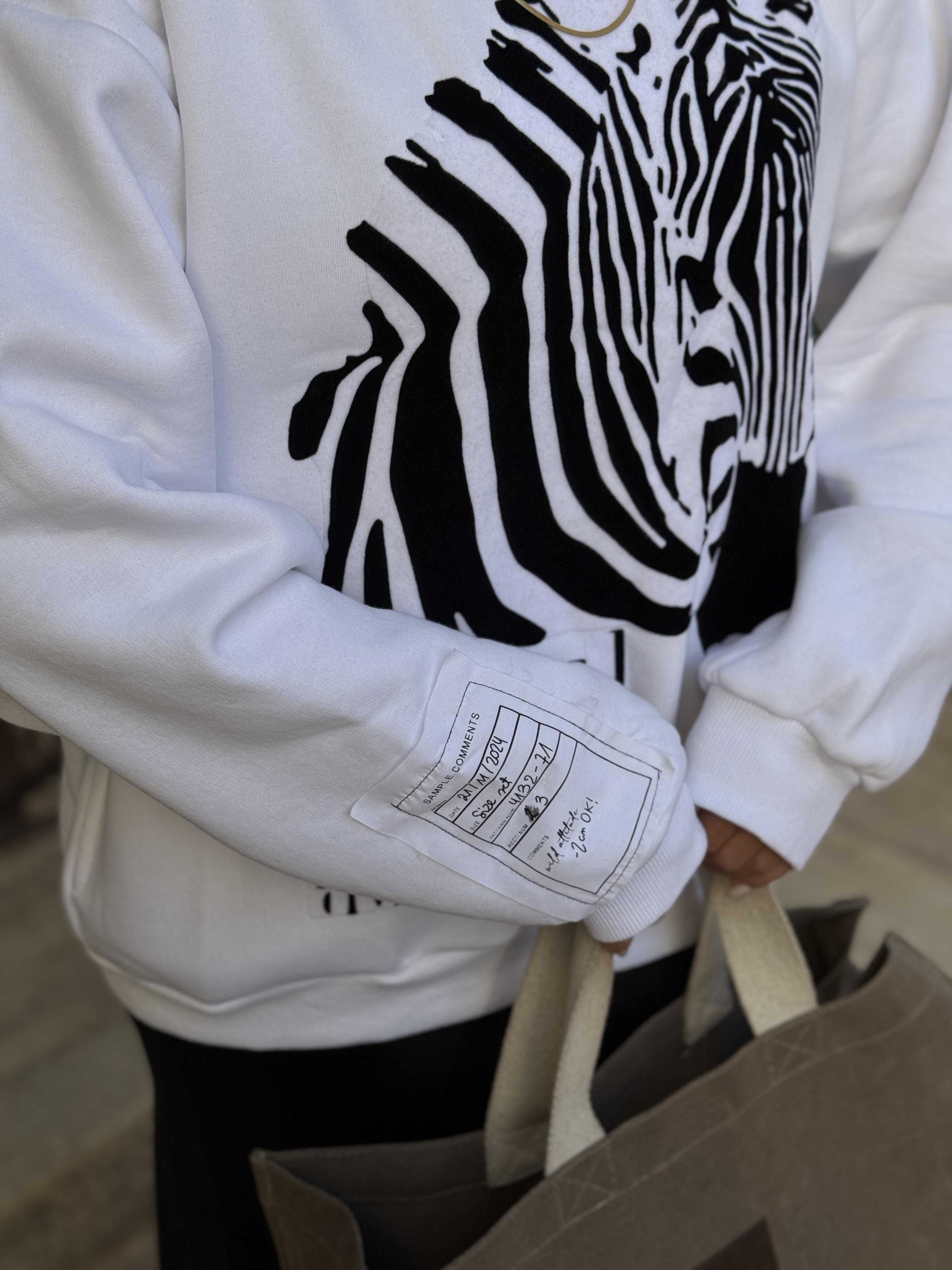 Zebra Desen Sweatshirt  Beyaz