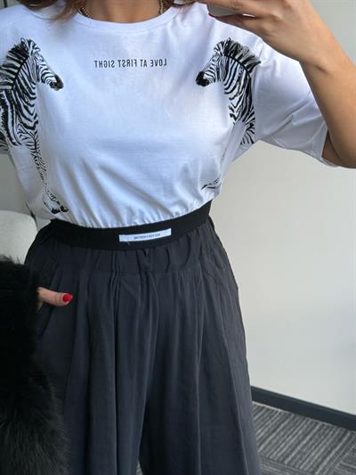 Zebra Desen Vatkalı T-Shırt Beyaz