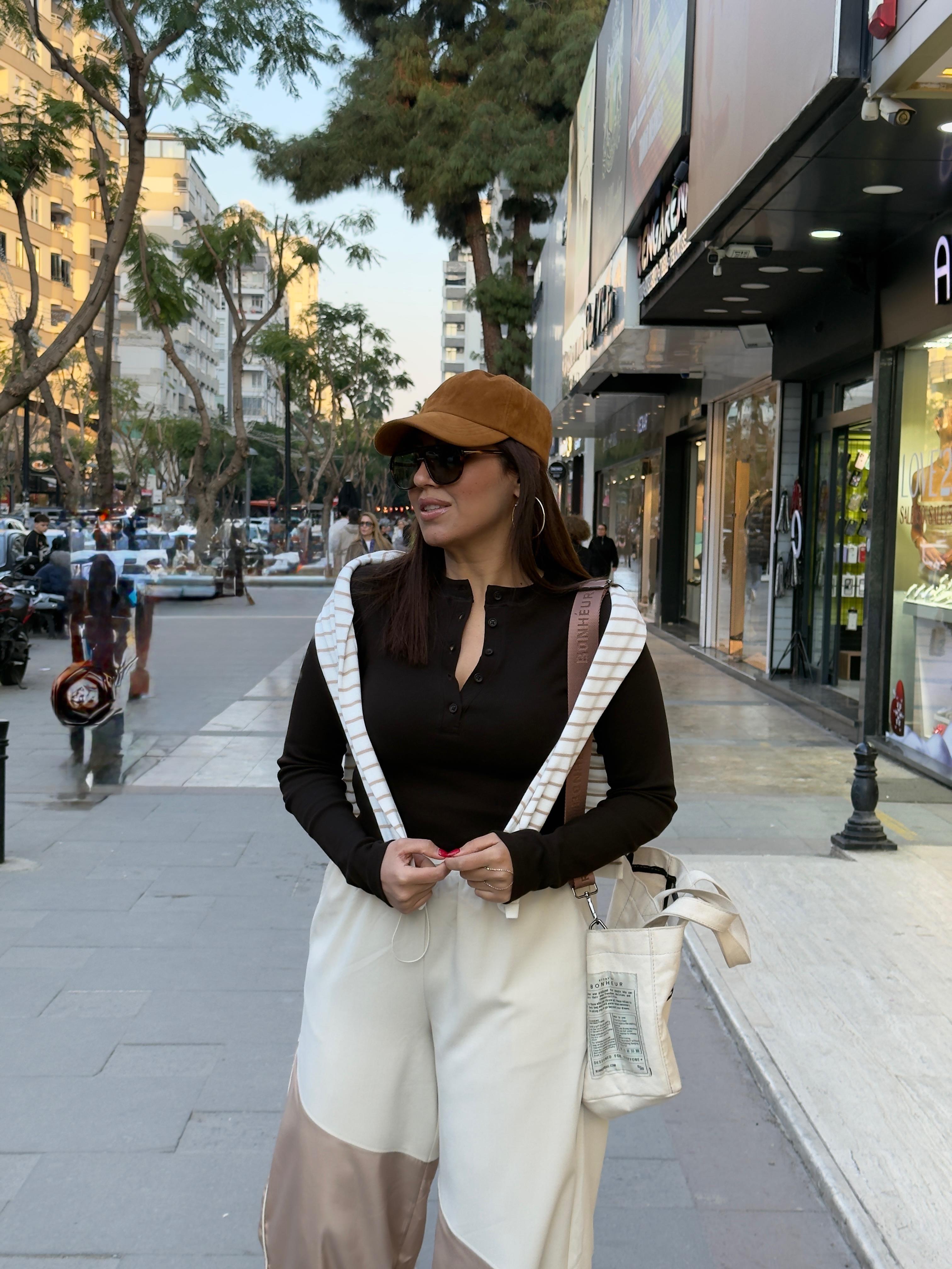 Düğmeli basic