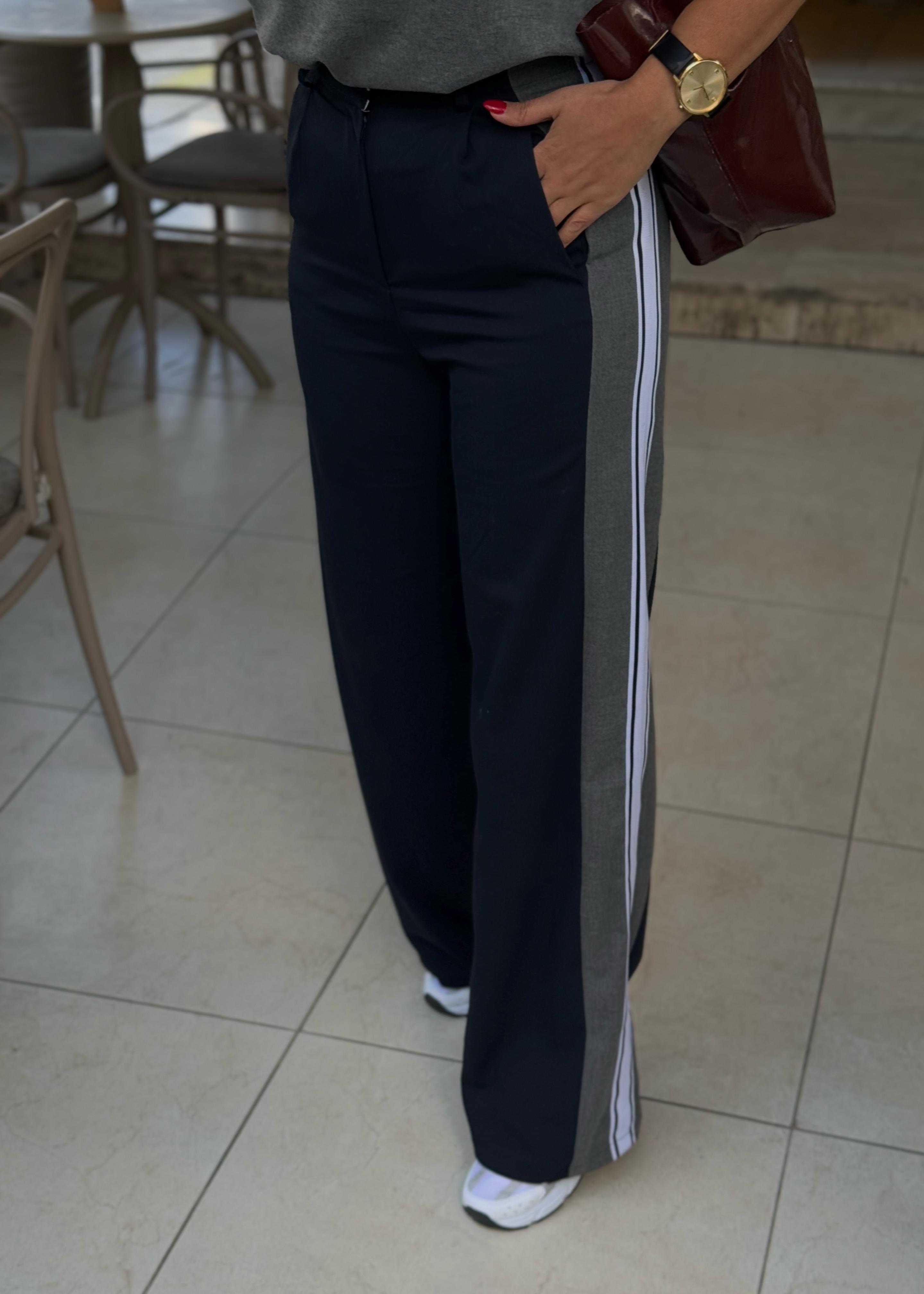 Yanı şeritli lacivert kumaş pantolon