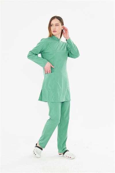 NİL YEŞİLİ-Pantone: 18-5622 TCX Frosty Spruce