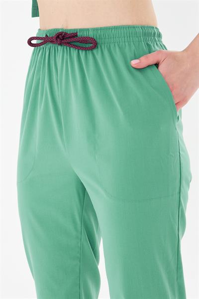  NİL YEŞİLİ-Pantone: 18-5622 TCX Frosty Spruce