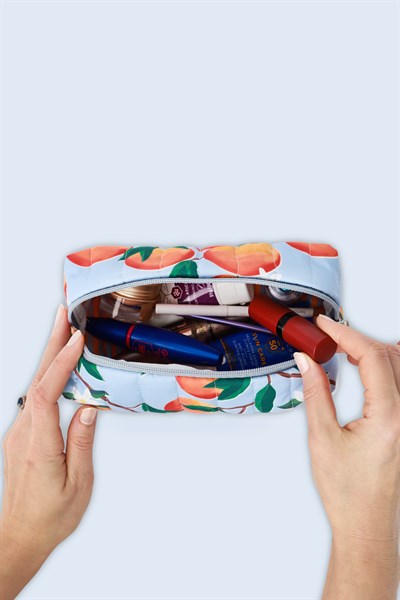 Kiraz Baskılı Kapitoneli Üçgen Makyaj Çantası Portakal