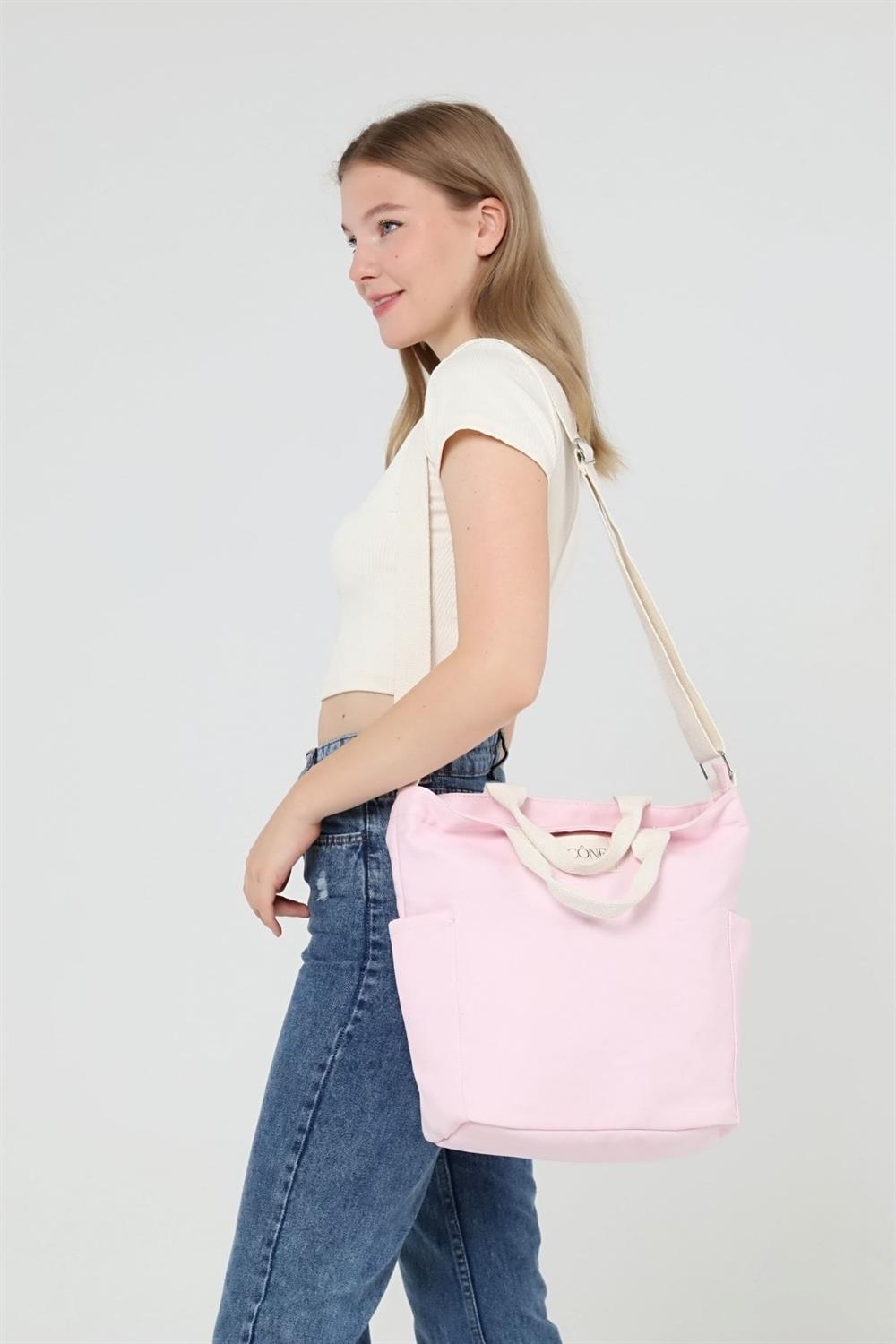 pembe-renk-kadin-cantasi-yanlari-cepli-8ec38-.jpg