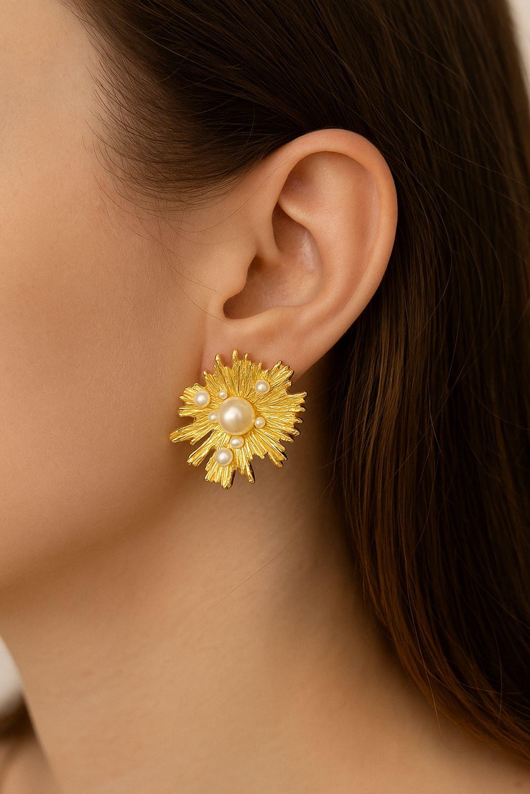 KARIŞIK İNCİLİ ÇİÇEK KÜPE