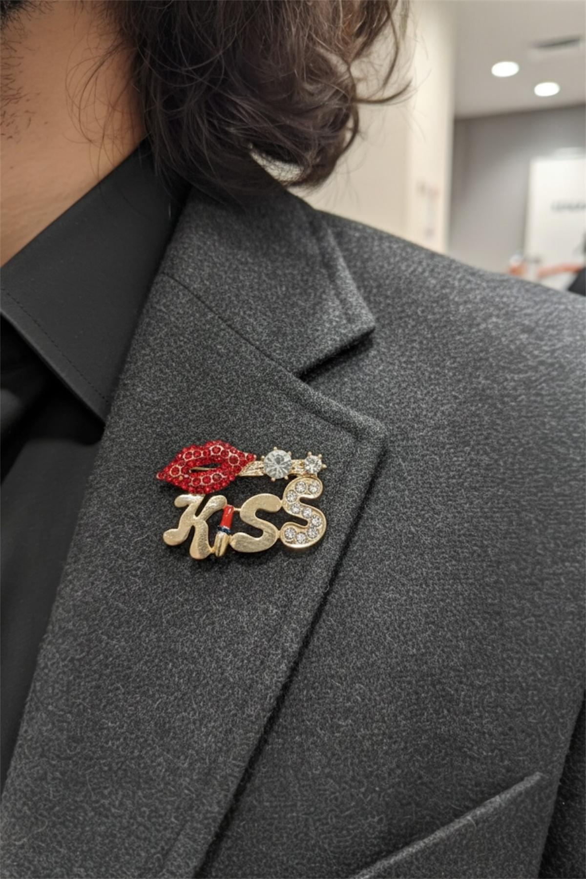 Kiss İğneli Broş