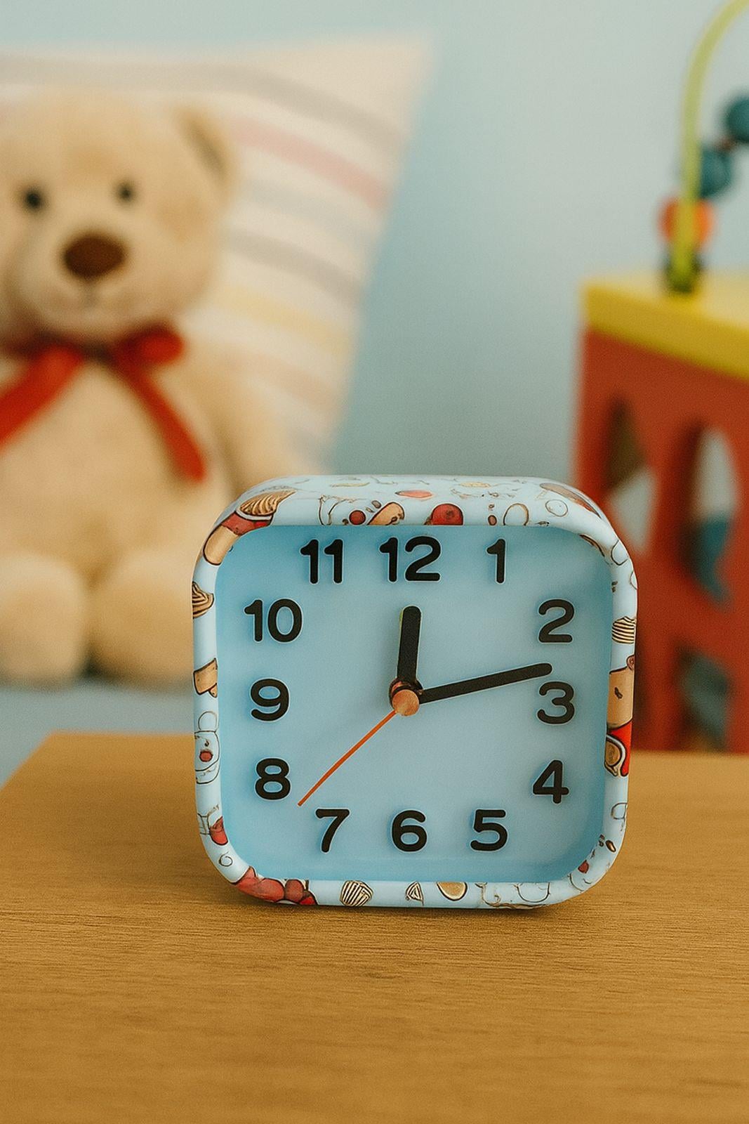 Mavi Kare Capy Bara Küçük Masa Saati