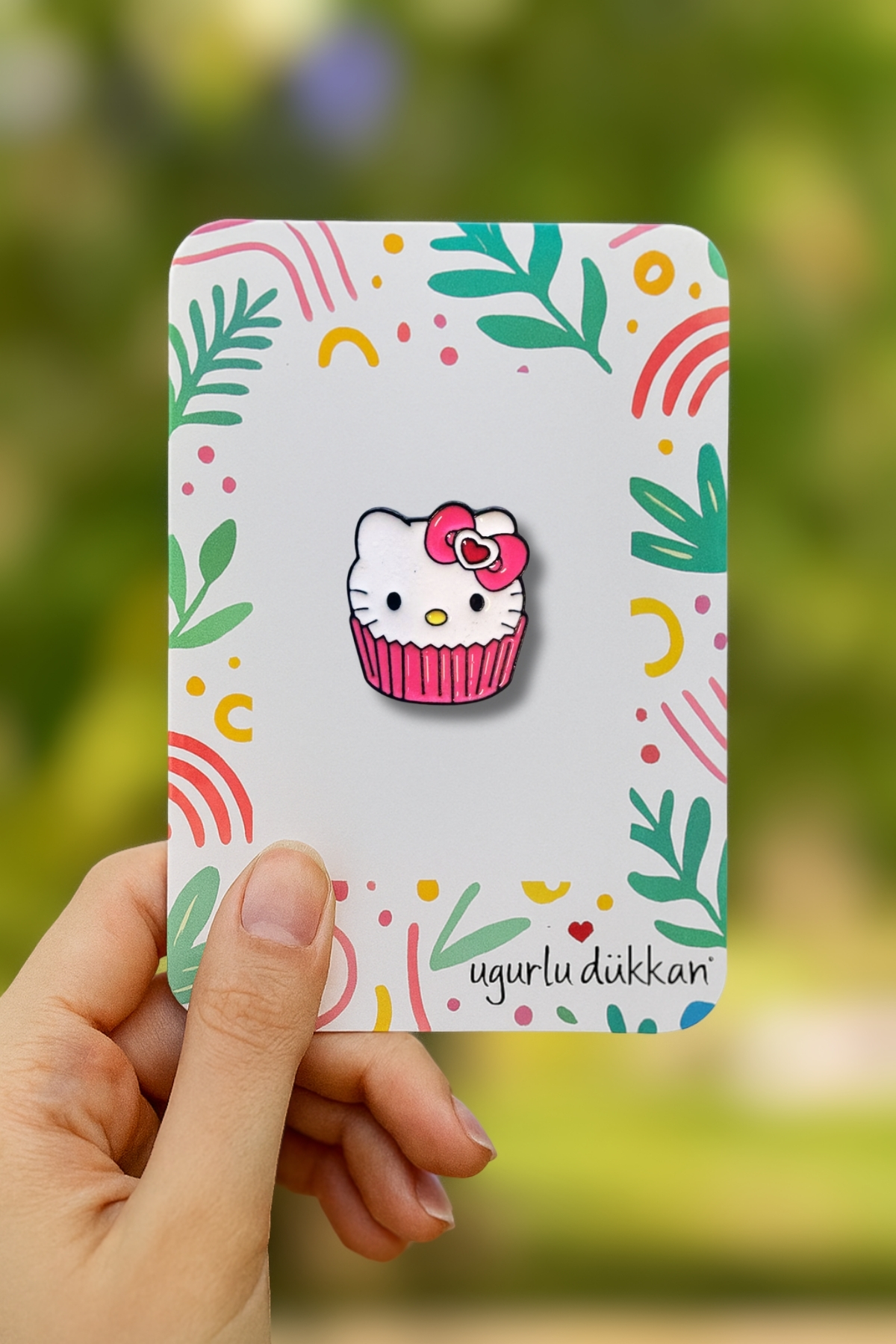 Pembe CupCake Hello Kitty Rozeti
