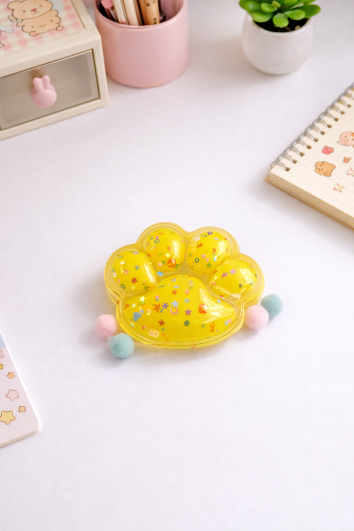 Sarı Büyük Ponponlu Pati Squishy