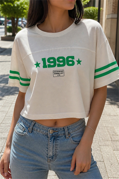 Beyaz 1996 Yazılı Crop T Shırt M
