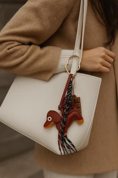 BORDO ÇİKOLATALI KÖPEK ÇANTA SÜSÜ
