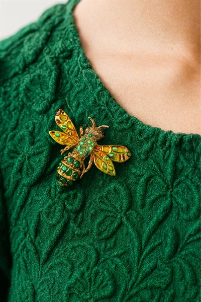 Çok Renkli Taşlı Arı İğneli Broş