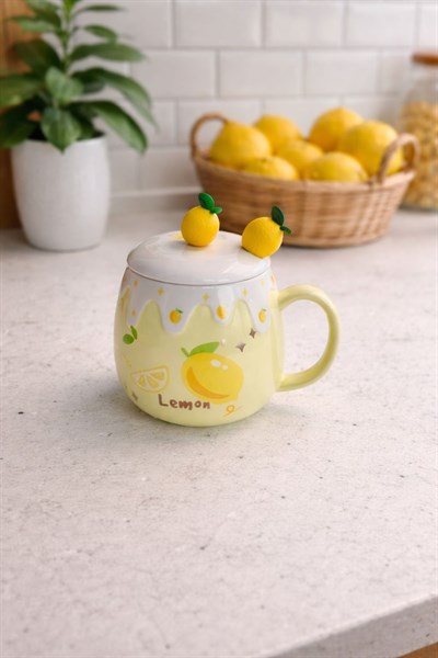 Limon Figürlü Kaşık Kapaklı Kulplu Seramik Kupa 380 Ml