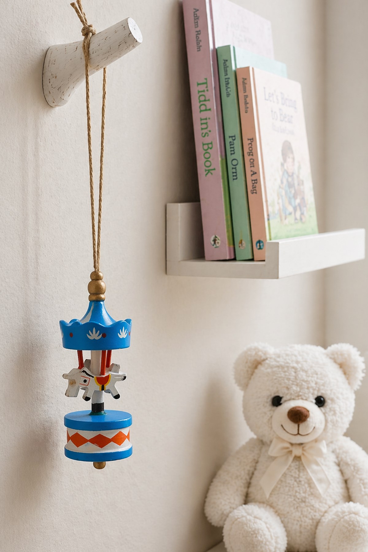 8 Cm Mavi Mini Atlı Karınca