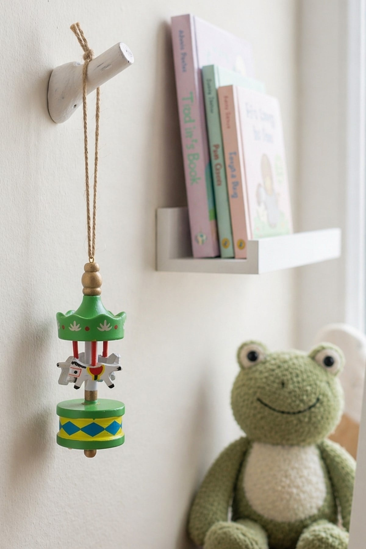 8 Cm Yeşil Mini Atlı Karınca