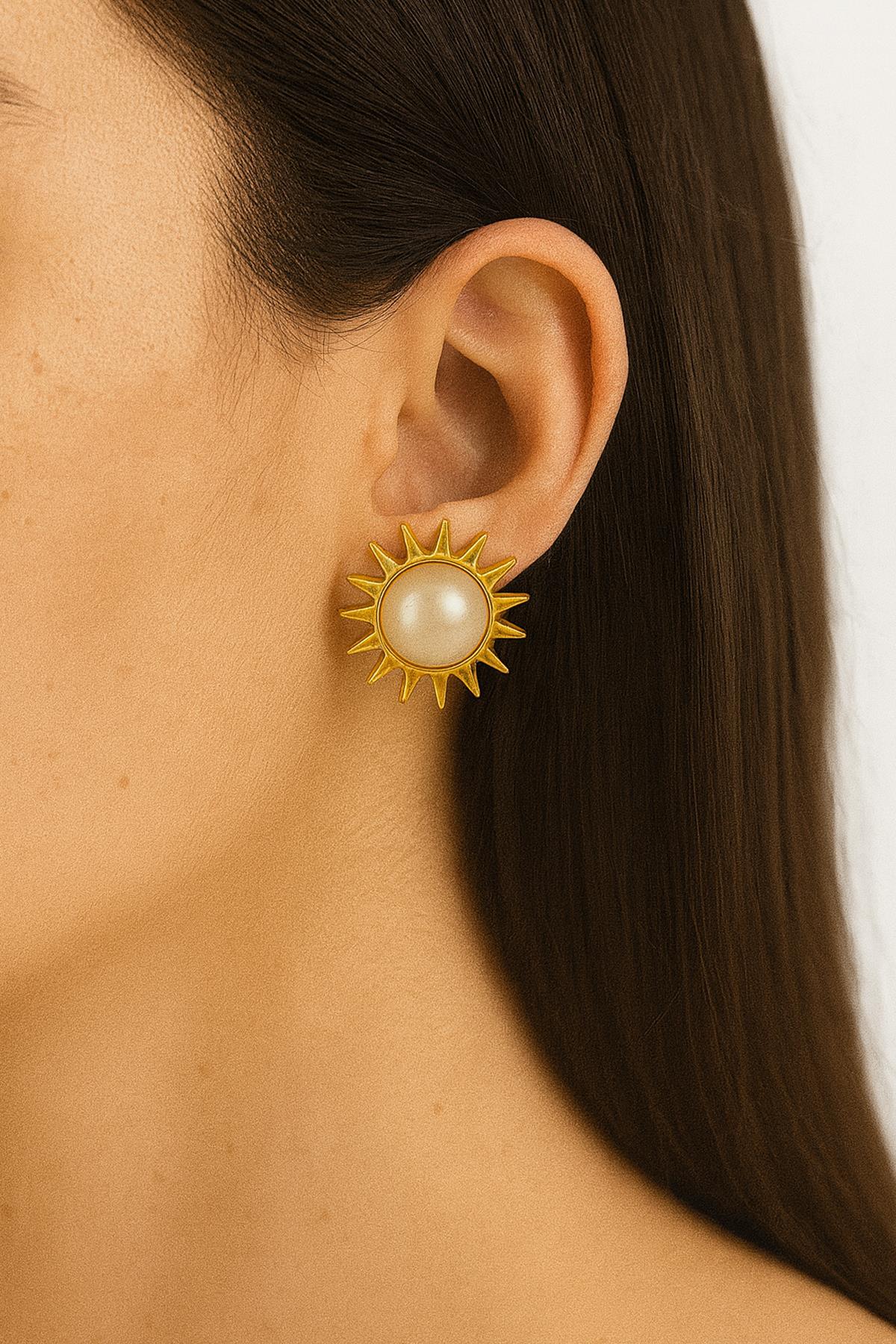 Beyaz Taşlı Güneş Küpe