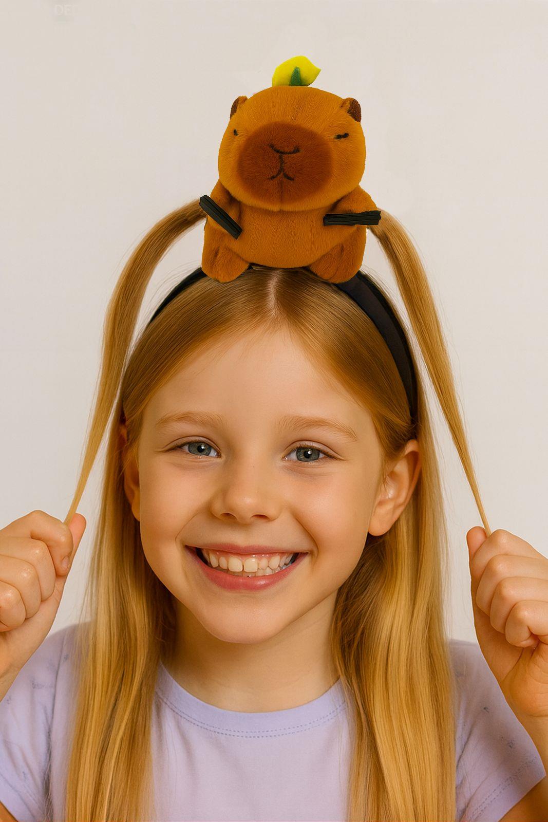 CAPYBARA ÇEŞİTLİ SAÇ TUTMALI TAÇ