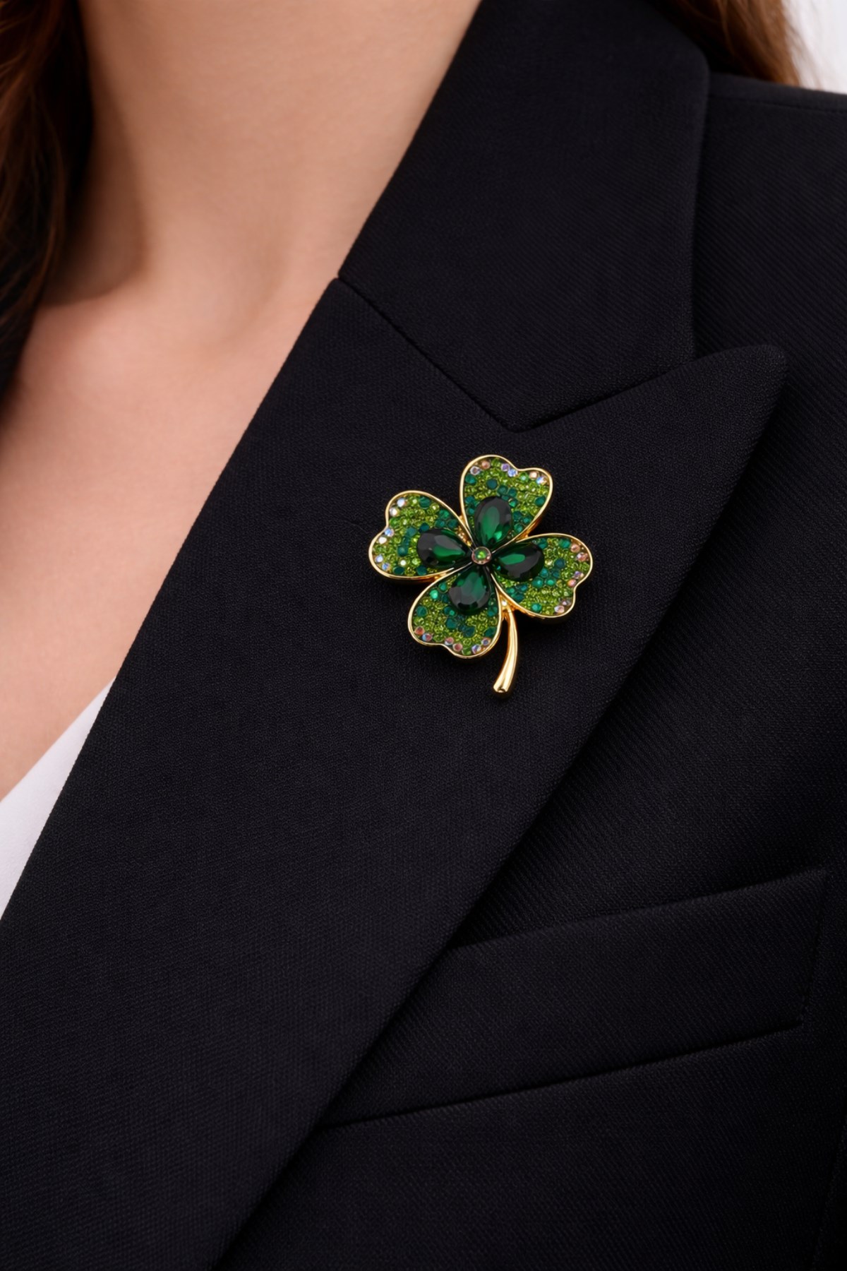 İçi Yeşil Taşlı Yonca İğneli Broş