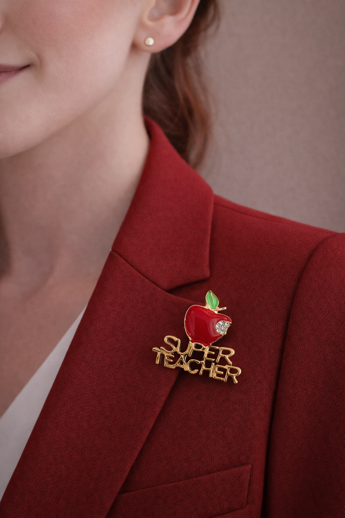 Kırmızı Isırılmış Elma İğneli Broş