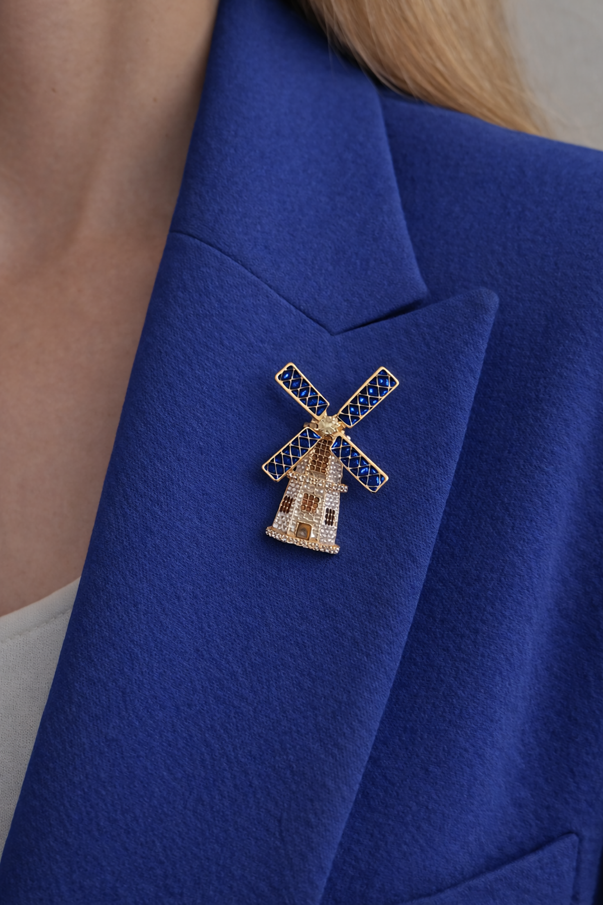 Mavi Değirmen İğneli Broş