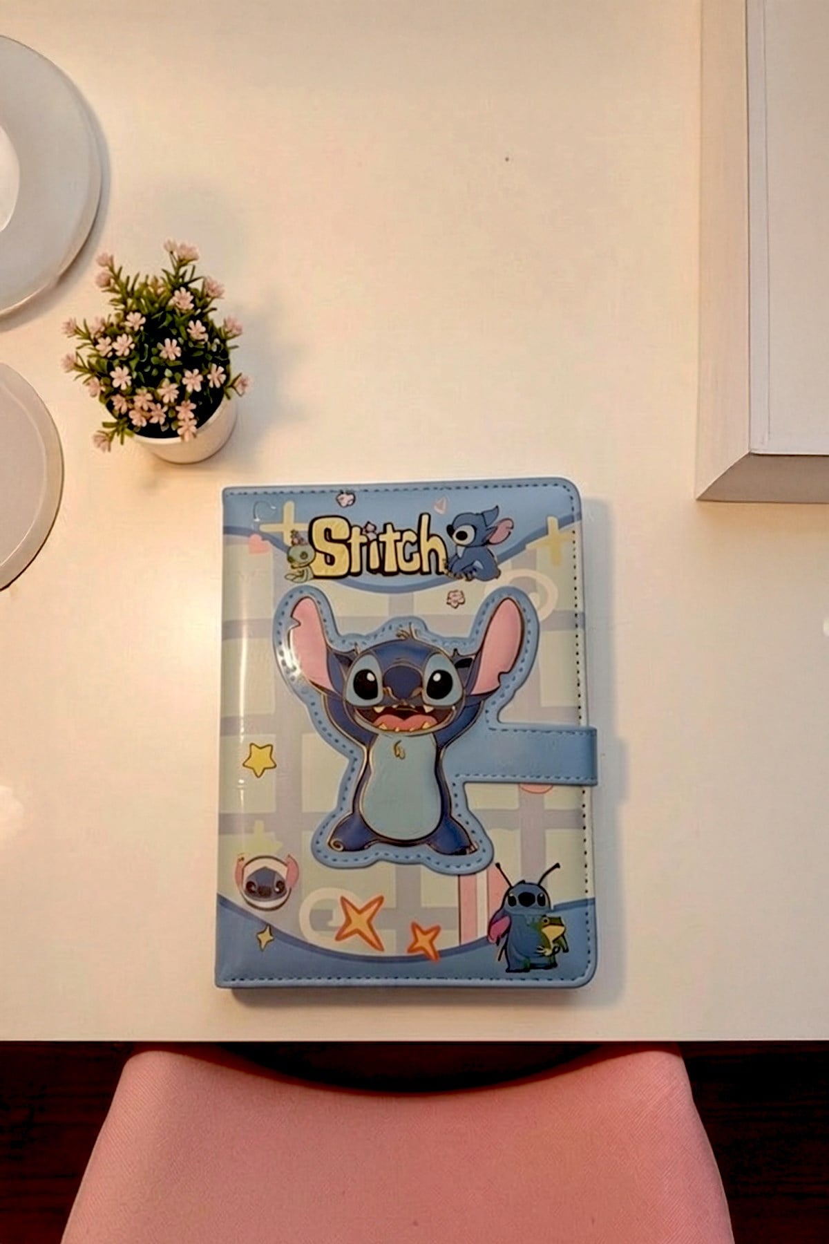 Mıknatıs Kapaklı Yıldızlı Stitch Defter
