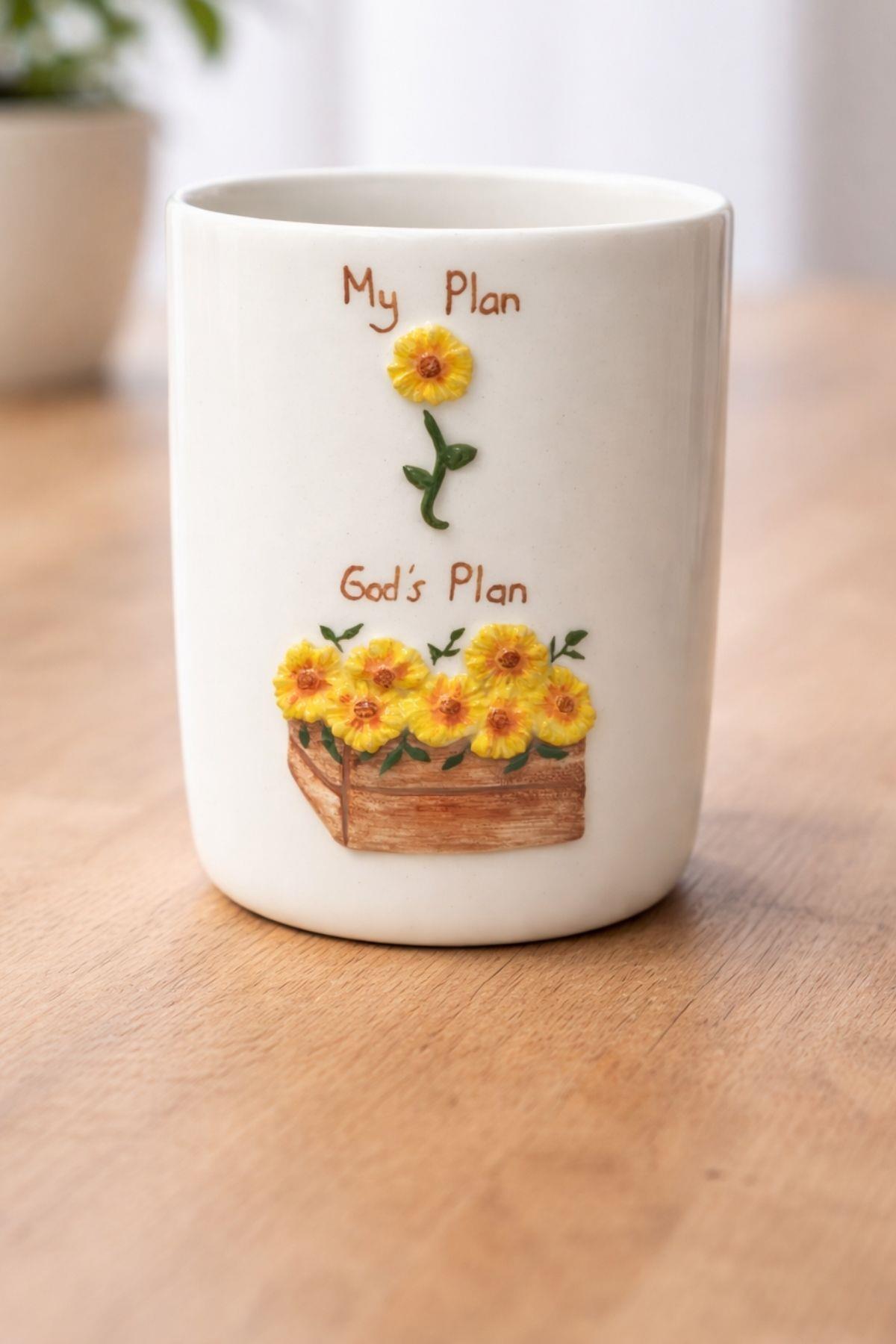 My Plan& God s Plan Papatya Kabartmalı Beyaz Kulpsuz Kupa