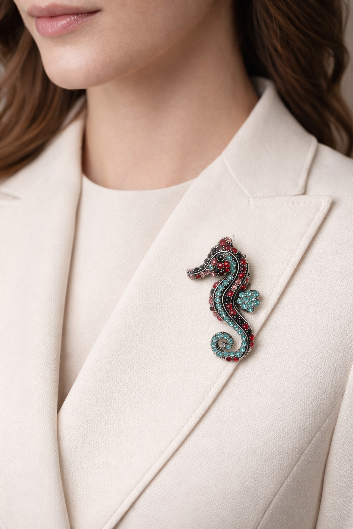 Renkli Taşlı Deniz Atı Broş