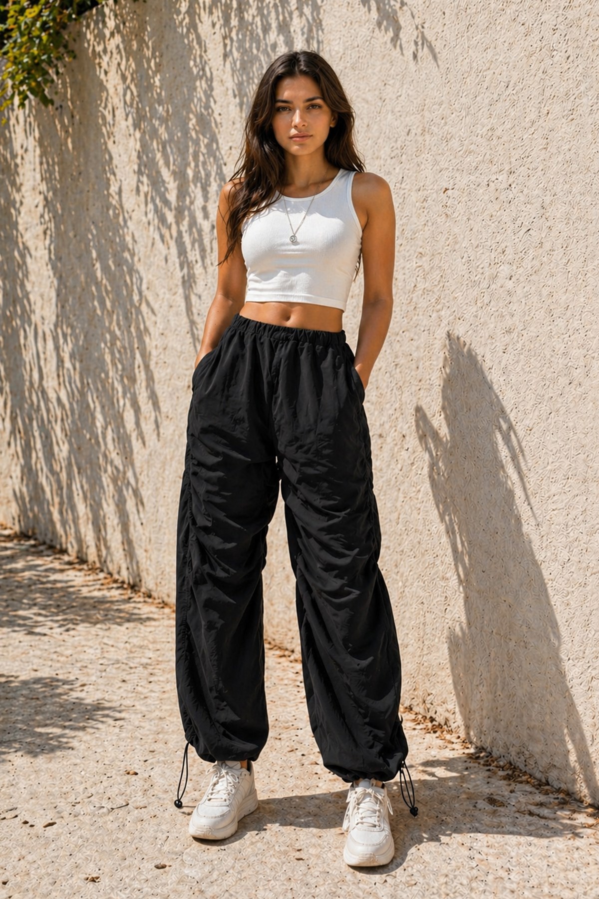 Siyah Lastik Detaylı Spor Pantolon L