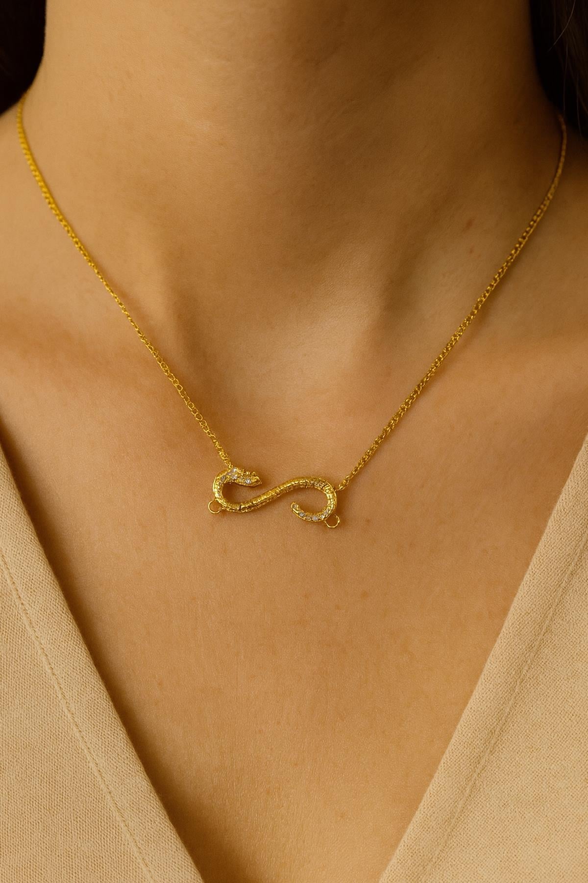 SONSUZ TAşLI YILAN KOLYE